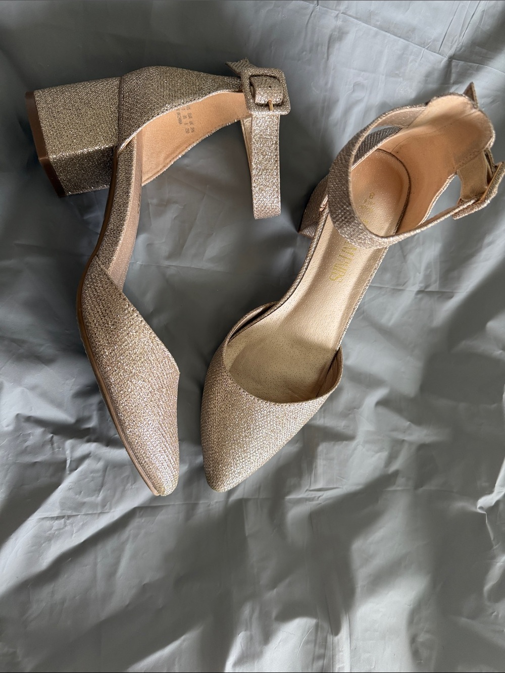 Dream Pairs Annee Pointed Women’s Gold Ankle Strap Block Heel Pumps 8